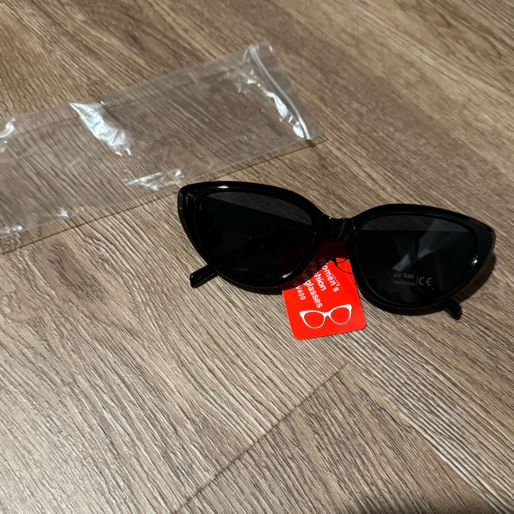 Black sunglasses